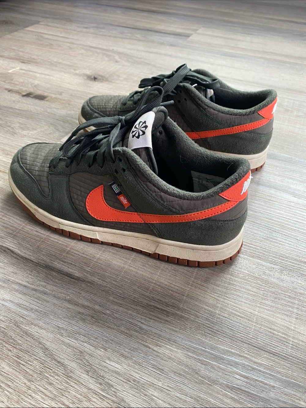 Nike Dunk Low 7Y Low-Top Sneakers in Olive Green with Orange Swoosh